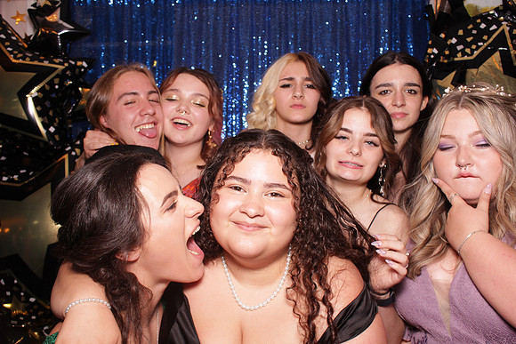 Greenville Prom 2022 Booth_0200