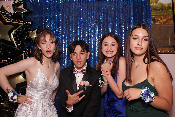 Greenville Prom 2022 Booth_0099