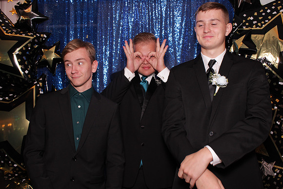 Greenville Prom 2022 Booth_0023
