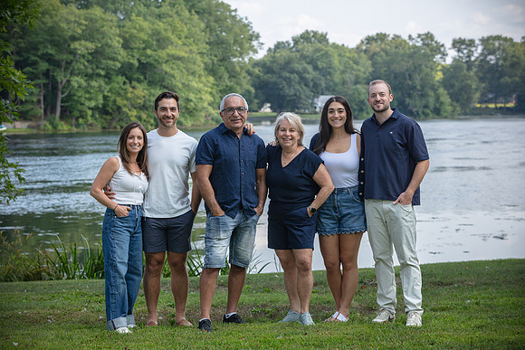 Family Portraits_0002