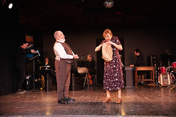 Cabarettwoofus_0215