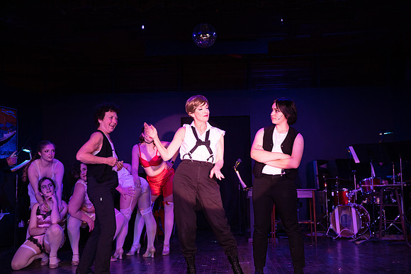 Cabarettwoofus_0021