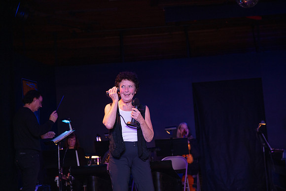 Cabarettwoofus_0115