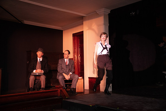Cabarettwoofus_0054