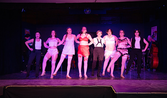 Cabarettwoofus_0036