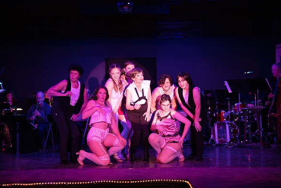 Cabarettwoofus_0027