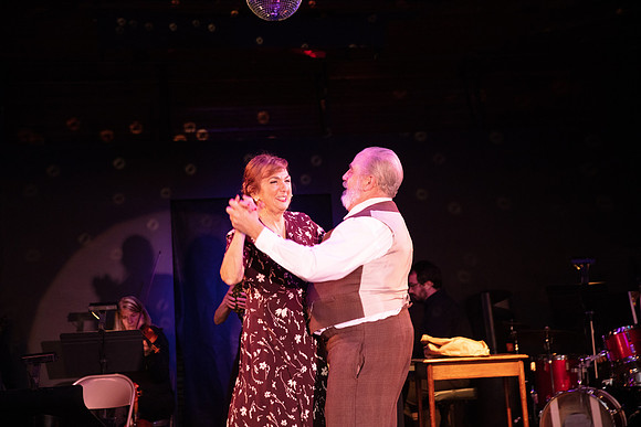 Cabarettwoofus_0223