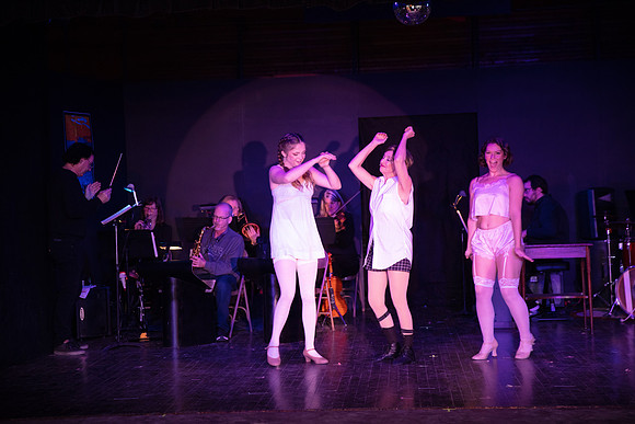 Cabarettwoofus_0193