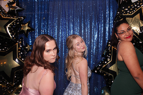 Greenville Prom 2022 Booth_0027