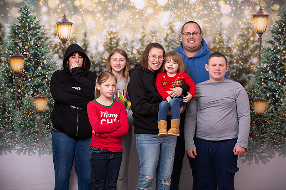 Morrison Family Holiday Portraits_0015