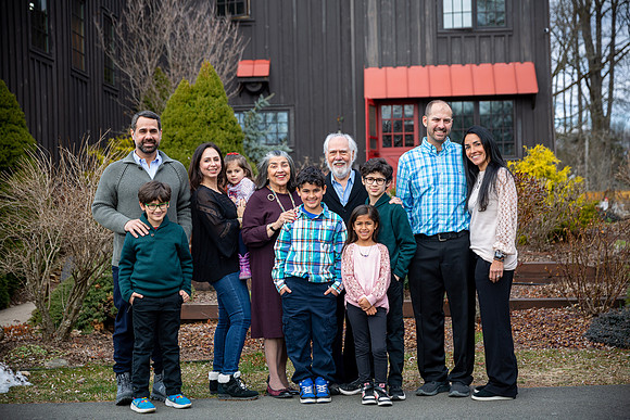 Family Portraits_0010