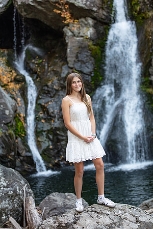 Ava Hodges Senior Portraits_0011