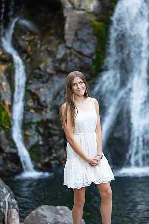 Ava Hodges Senior Portraits_0023