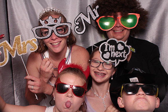 Curran-Weiland Photo Booth_0219
