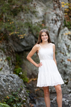 Ava Hodges Senior Portraits_0016