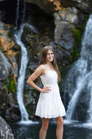 Ava Hodges Senior Portraits_0027