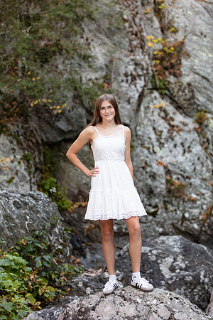 Ava Hodges Senior Portraits_0018