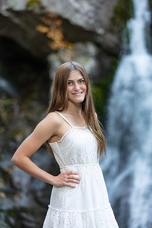 Ava Hodges Senior Portraits_0034