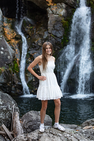 Ava Hodges Senior Portraits_0022