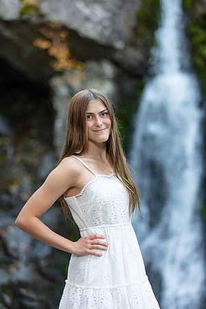 Ava Hodges Senior Portraits_0033