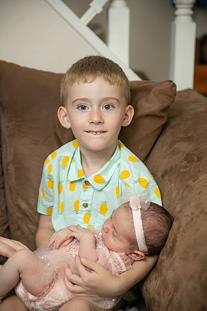 Jeanne Newborn_0124