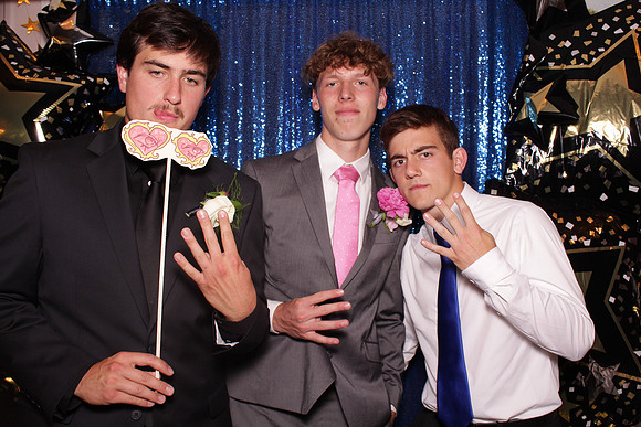 Greenville Prom 2022 Booth_0066
