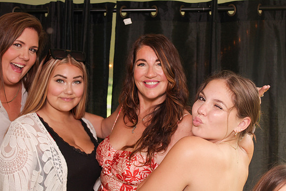 Harlee Grad Pictures_0026