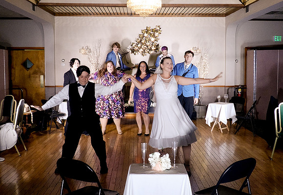 TheWeddingSingerStills_0004