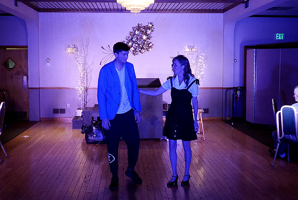 TheWeddingSingerStills_0065