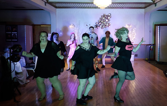TheWeddingSingerStills_0097