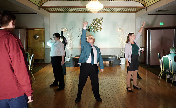 TheWeddingSingerStills_0110