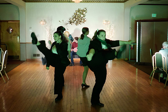 TheWeddingSingerStills_0116