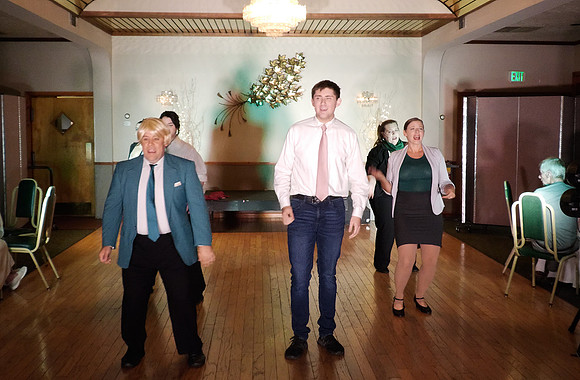 TheWeddingSingerStills_0119