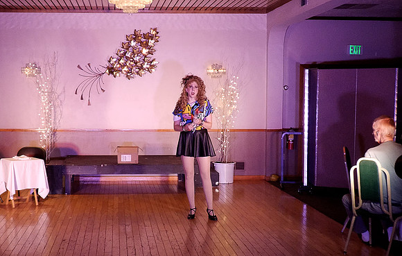 TheWeddingSingerStills_0128