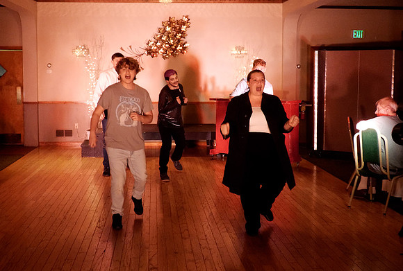 TheWeddingSingerStills_0167