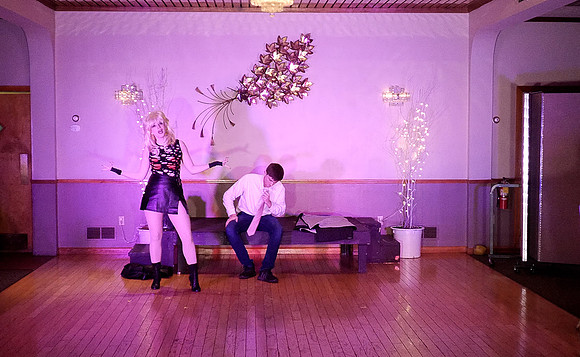 TheWeddingSingerStills_0197