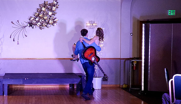TheWeddingSingerStills_0234