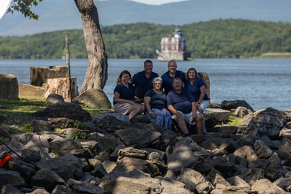 Family Portraits_0060