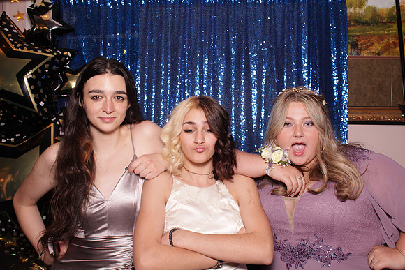 Greenville Prom 2022 Booth_0115