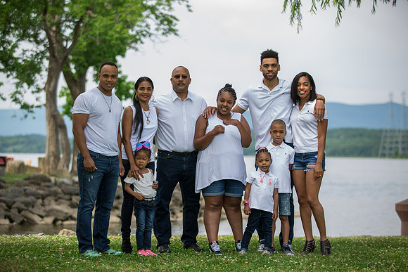 Family Portraits_0003