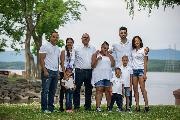 Family Portraits_0005