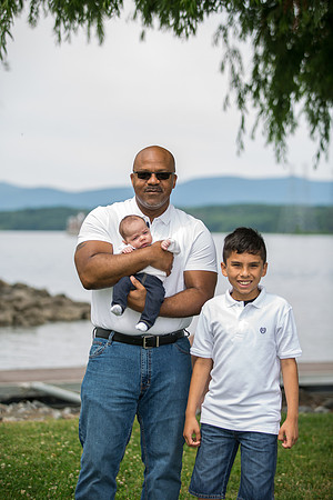 Family Portraits_0038