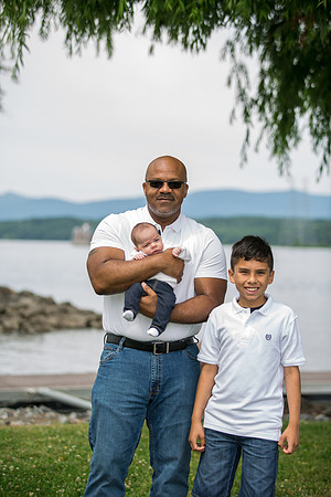 Family Portraits_0039