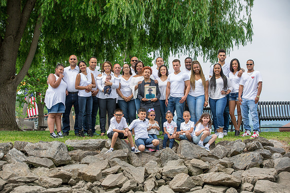 Family Portraits_0071