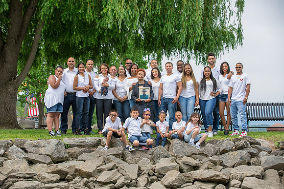 Family Portraits_0074