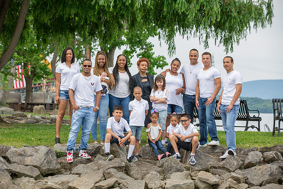 Family Portraits_0080