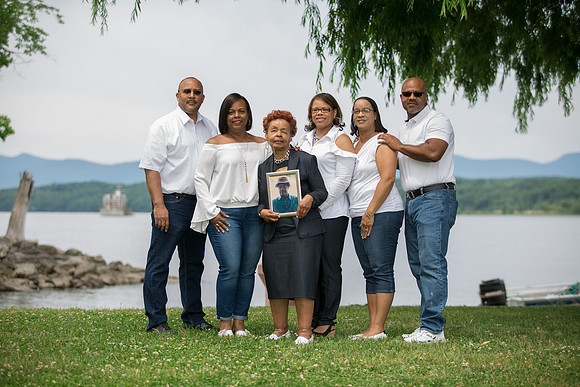 Family Portraits_0091