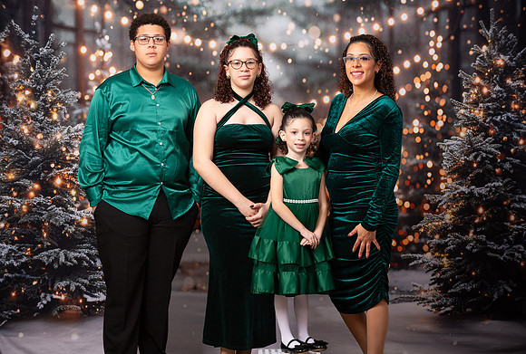 Holiday Portraits_0021