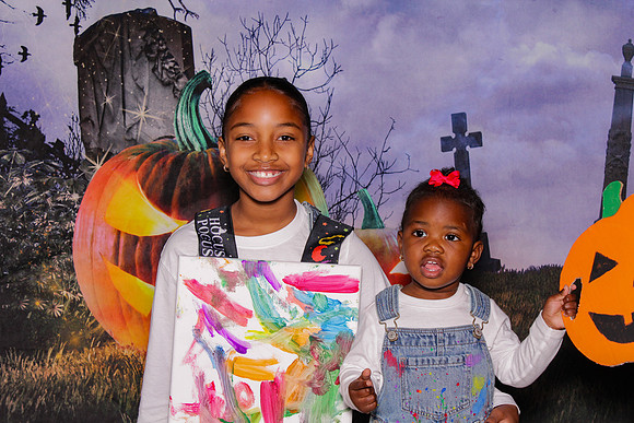 Hudson Halloween Photobooth_0030