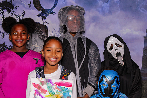 Hudson Halloween Photobooth_0033